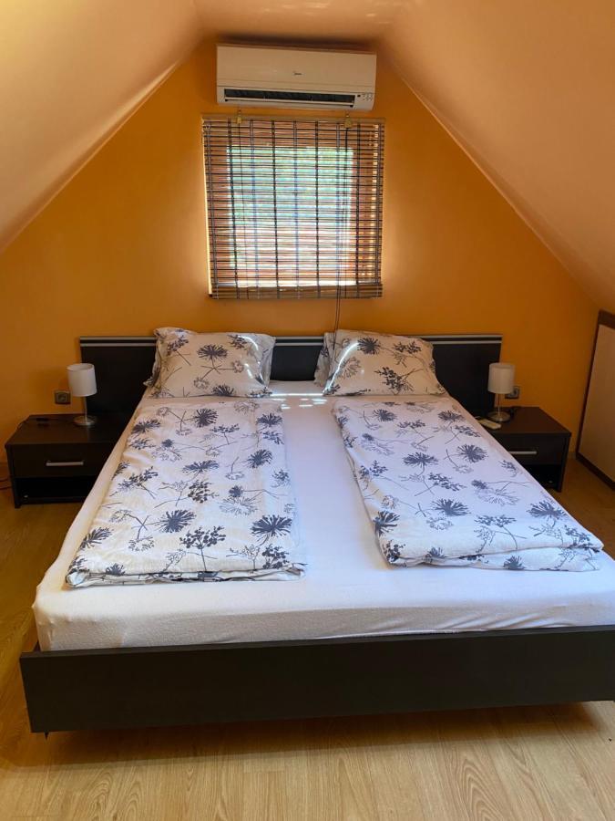 Diofa Apartman Siófok Esterno foto